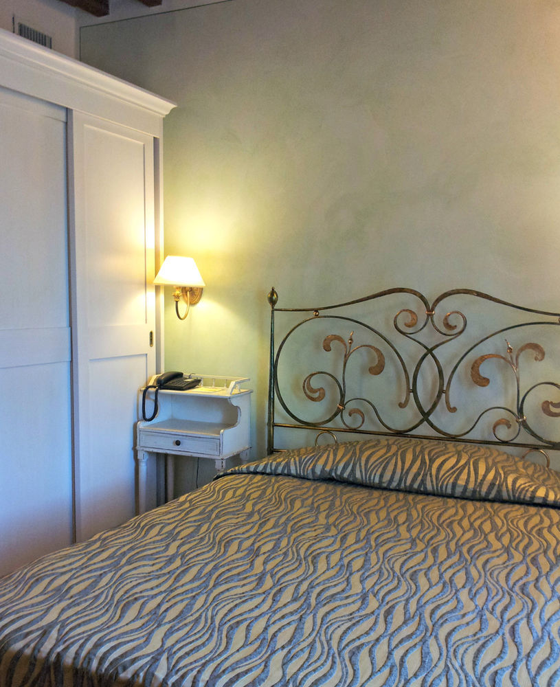 Borgo Sant'Ippolito Country Hotel Ginestra Fiorentina Exterior foto