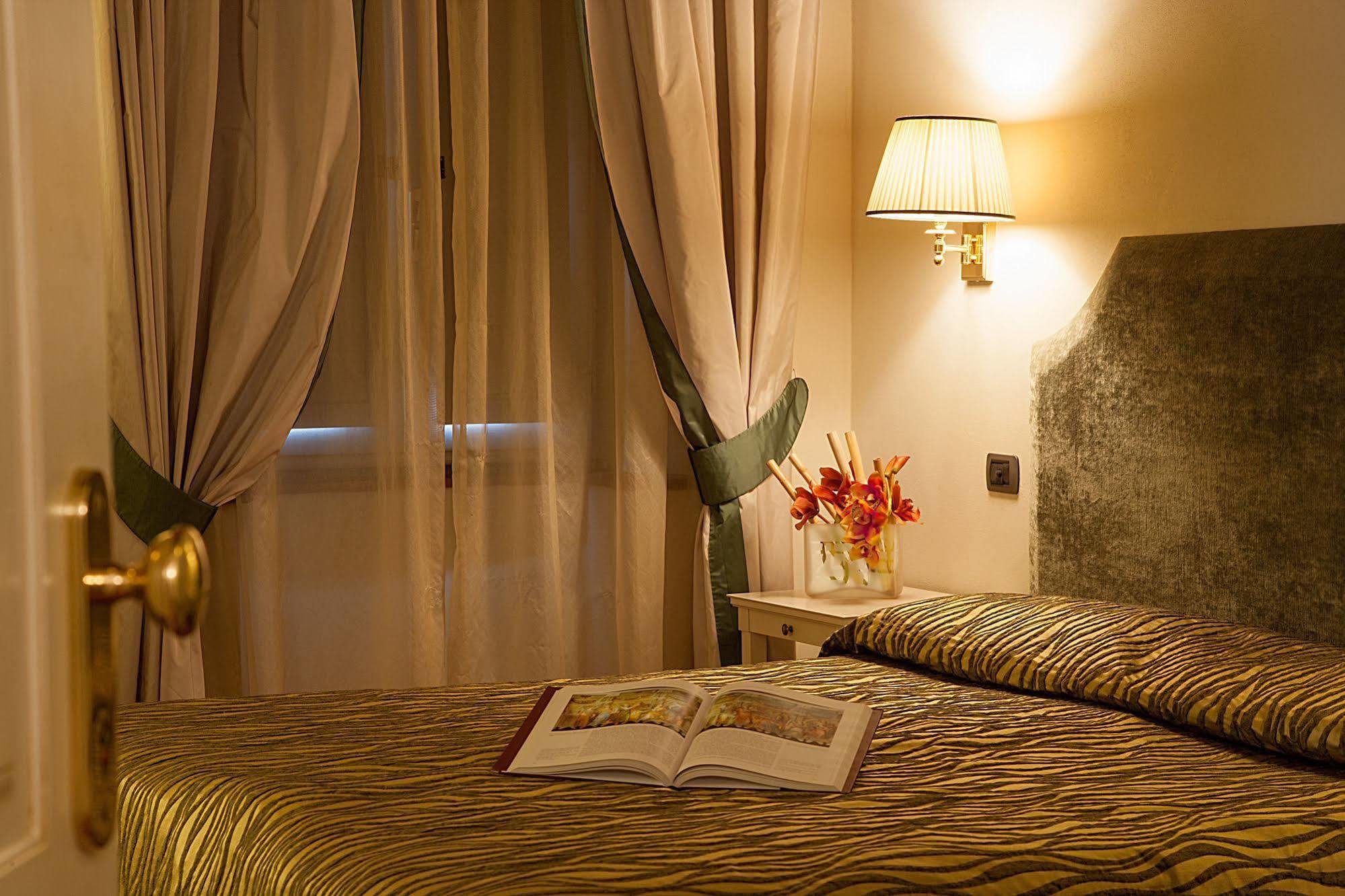 Borgo Sant'Ippolito Country Hotel Ginestra Fiorentina Exterior foto