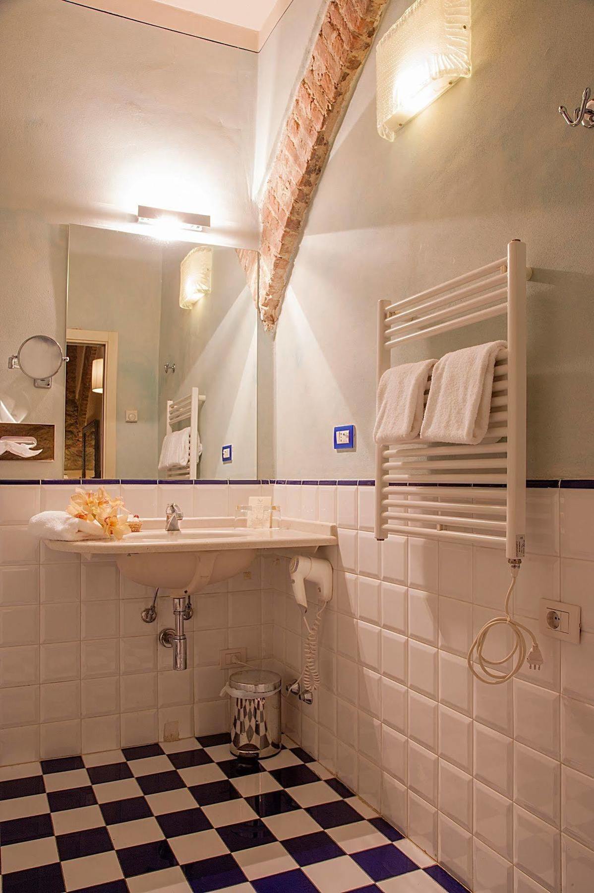 Borgo Sant'Ippolito Country Hotel Ginestra Fiorentina Exterior foto